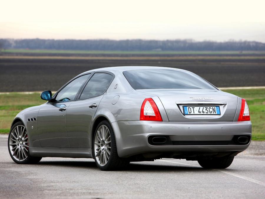  Maserati Quattroporte Sport GT S 2009 года  (фото 16 из 102)